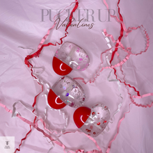Load image into Gallery viewer, đź‘„PUCKER UPđź‘„ MINI HEART LIP SET